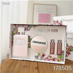 Набор из четырех частей   DIO*R Flame Flower