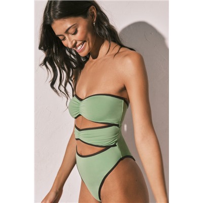 Bañador bandeau aberturas frontales verde