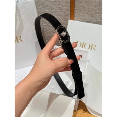 Женский ремень из натуральной замши с красивыми стразами на порядке   DIO*R  Montaign*e Juli*e