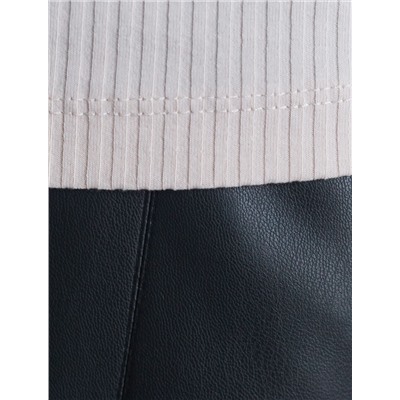 Футболка из трикотажа в широкий рубчик