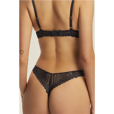 44221 ONIKA/90X Трусы стринги ESOTIQ