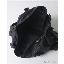 Сумка и рюкзак   ⚫️Calvin Klein  Изготовлен на ориг.фабрике изготовителя. Выполнены из водонепроницаемой ткани. Размеры на фото