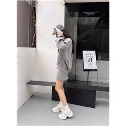 Лёгкие кроссовки