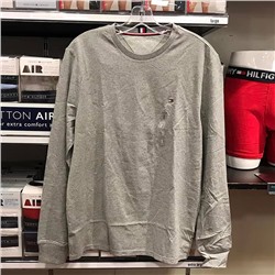 Классный лонгслив из плотного хлопка Tomm*y Hilfige*r ❌  Реплика 1:1. Ничем не отличается от оригинала