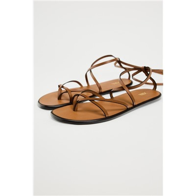 SANDALIA PLANA PIEL ATADA