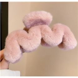 Пушистый крабик для волос