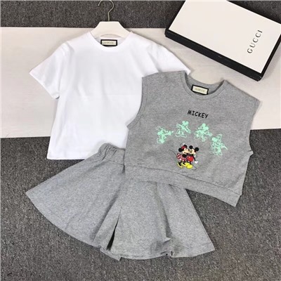 Костюм   на девочку