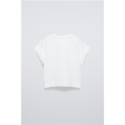 T-SHIRT WITH TURN-UP SLEEVES