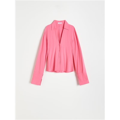 Bluse mit V-Ausschnitt
