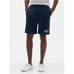 9" Gap Logo Shorts in Fleece