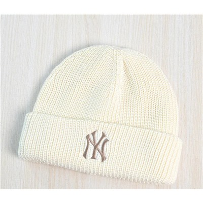 Зимняя шапка унисекс