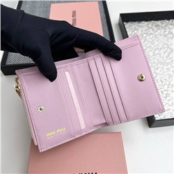 Небольшой кошелек  Mi*u Mi*u