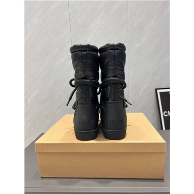 Зимние ботинки