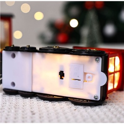 Ещё есть такие милейшие поровозики тоже с эффектом снежка