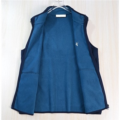 Мужской флисовый жилет воротником-стойкой