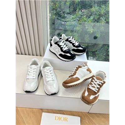 Кроссовки качество  люкс натуральная кожа