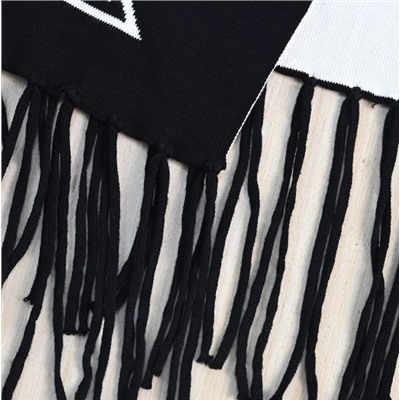 Зимний теплый шарф из окрашенной пряжи с вышитым рисунком мультяшного кота КАР*Л! 😎