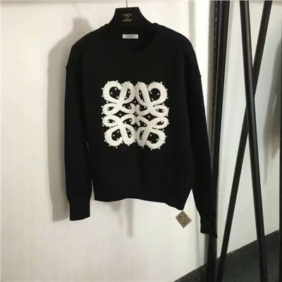 пуловер с длинными рукавами и вышитым логотипом Loew, белый, красный, черный, серый, [один размер подходит всем; ширина плеч 51, обхват груди 102, длина рукава 55,