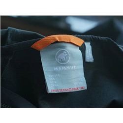 Мужская куртка на весну, экспорт Цена на оф сайте выше 45 тыс Mammu*t