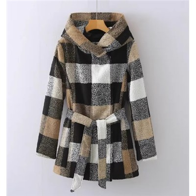 Тонкое шерстяное пальто