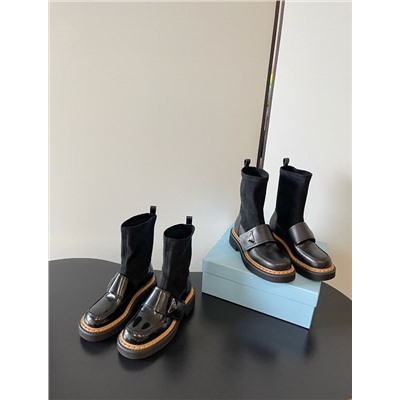 Женские ботинки на толстой подошве с эластичным верхом   ПРАД*А