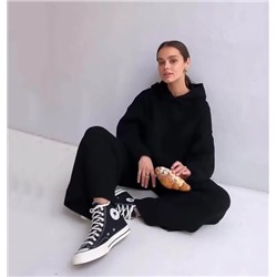 Женский брючный костюм