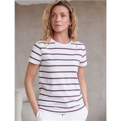 Базовая футболка в полоску полуприлегающая из премиального хлопка с эластаном