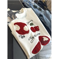 Стильная футболка с яркой вышивкой ягод и фруктов 🍒