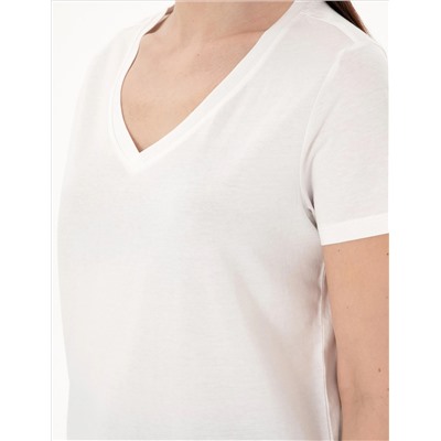 Beyaz Regular Fit V Yaka Basic Tişört