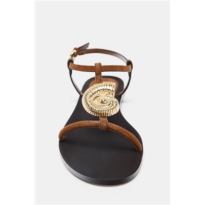 FLAT SANDALS WITH METAL EMBELLISHMENT