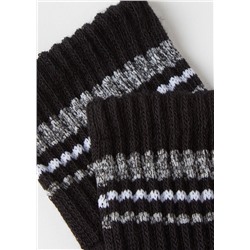 Kurze weiche Socken mit Streifenmotiv