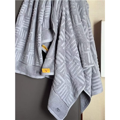 Комплект роскошных жаккардовых полотенец из 3х предметов  (4 цвета)