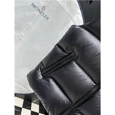 Жилетка  Moncle*r   Унисекс модель