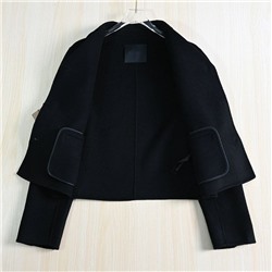 Женское короткое пальто из смесовой шерсти Massim*o Dutt*i   Цена на бирке 149€ В России предлагают за 30600₽ со скидкой