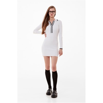 Платье вязаное