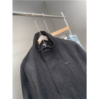 Мужское короткое пальто ГЕС*С