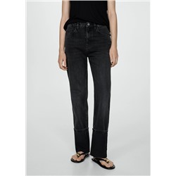 Jeans rectos bajo vuelto