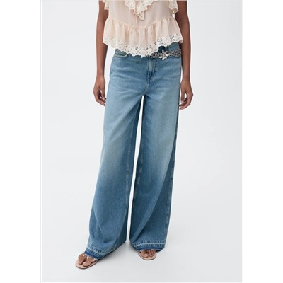Jeans wide leg bajo deshilachado