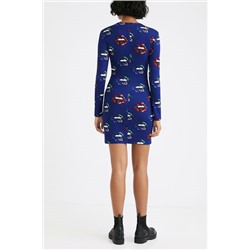 Vestido corto slim labios