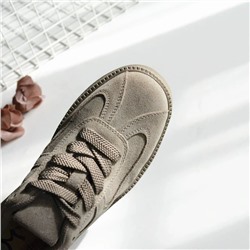 Женские замшевые кроссовки