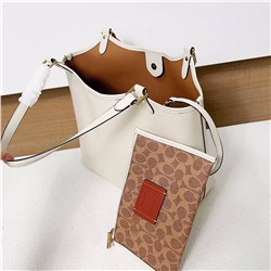 Женская вместительная сумка  Coac*h