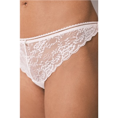 Braga clásica encaje blanco