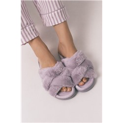 Zapatilla abierta casa pelo lila