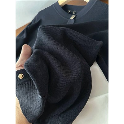 Кардиган с красивыми акцентными кнопками  МАССИМО Д