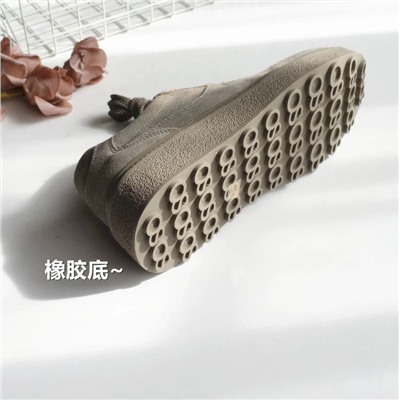 Женские замшевые кроссовки