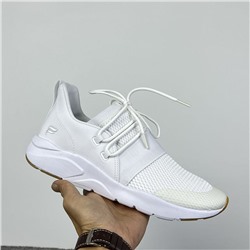 Женские спортивные кроссовки