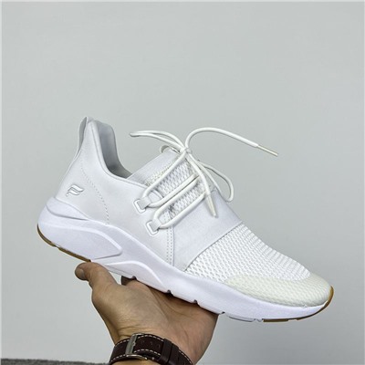 Женские спортивные кроссовки