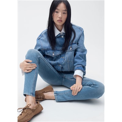 Jeans skinny tiro medio