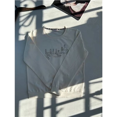 Женская толстовка со стразами