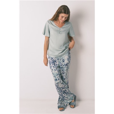 Pijama satén viscosa floral verde